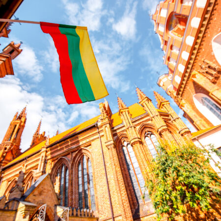 Lithuania Proposes Raising Gambling Age to 21: Stricter Regulations on the Horizon
