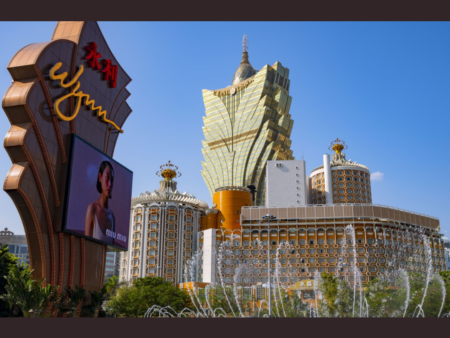 Landry CEO Tilman Fertitta Becomes Largest Individual Shareholder in Wynn Resorts